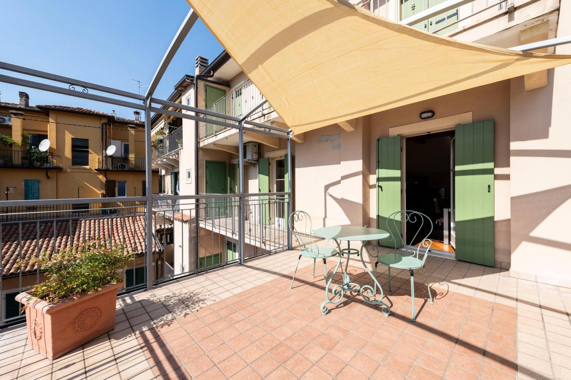 Piccolo Bijou Apartment Verona Bagian luar foto